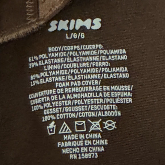 Skims - UNDERWIRE THONG BODYSUIT - Picture 3 of 7